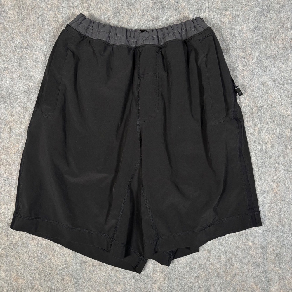 Lululemon Pacebreaker Shorts Mens L 9" Black Coolmax Lycra Zipper Pocket Workout